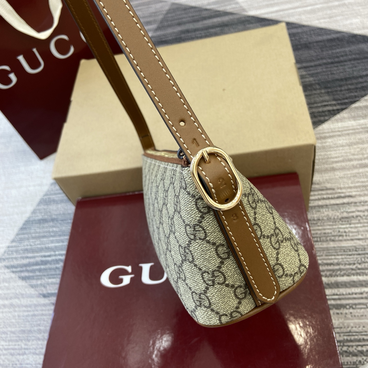 Gucci Emblem Small Shoulder Bag Beige and Dark Brown GG Supreme Canvas 5 i1756786262615 1500 0 2