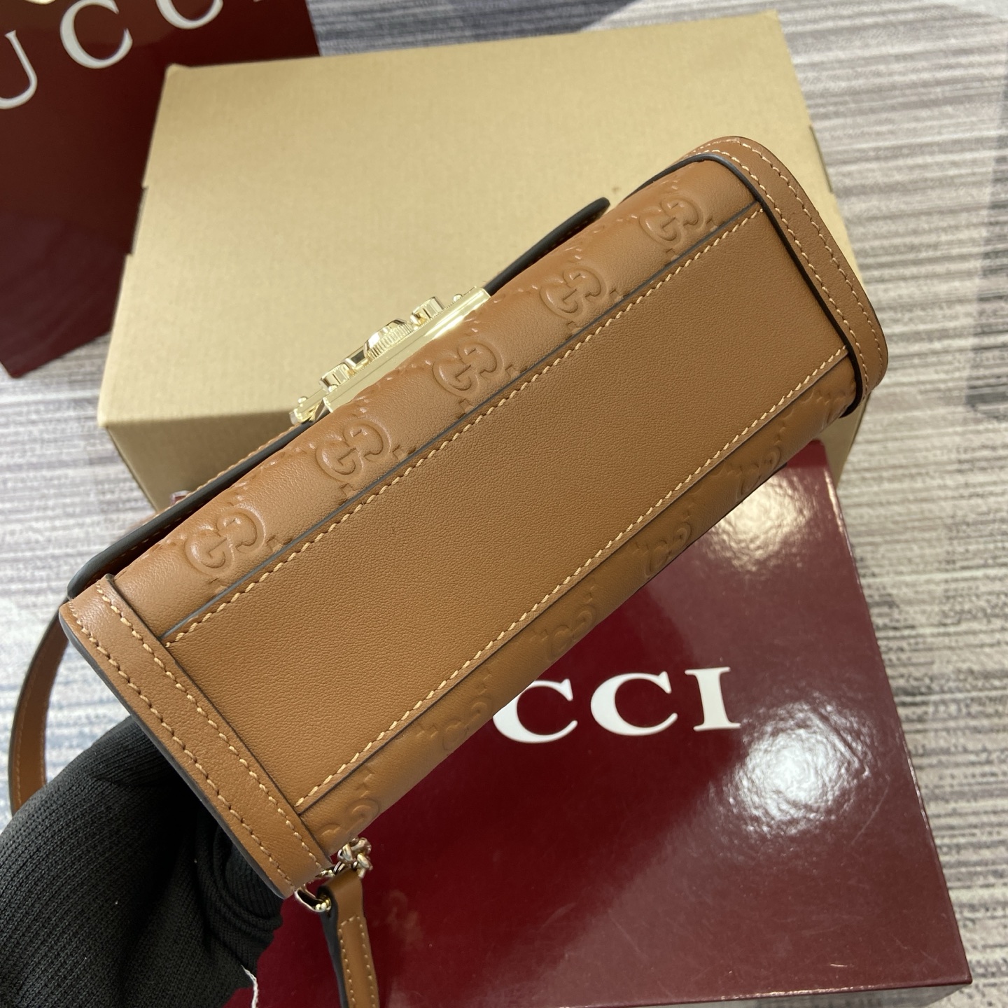 Gucci Padlock GG Embossed Leather Top Handle Bag Brown - Stylish & Versatile 11 i1757141270840 8765 0 9