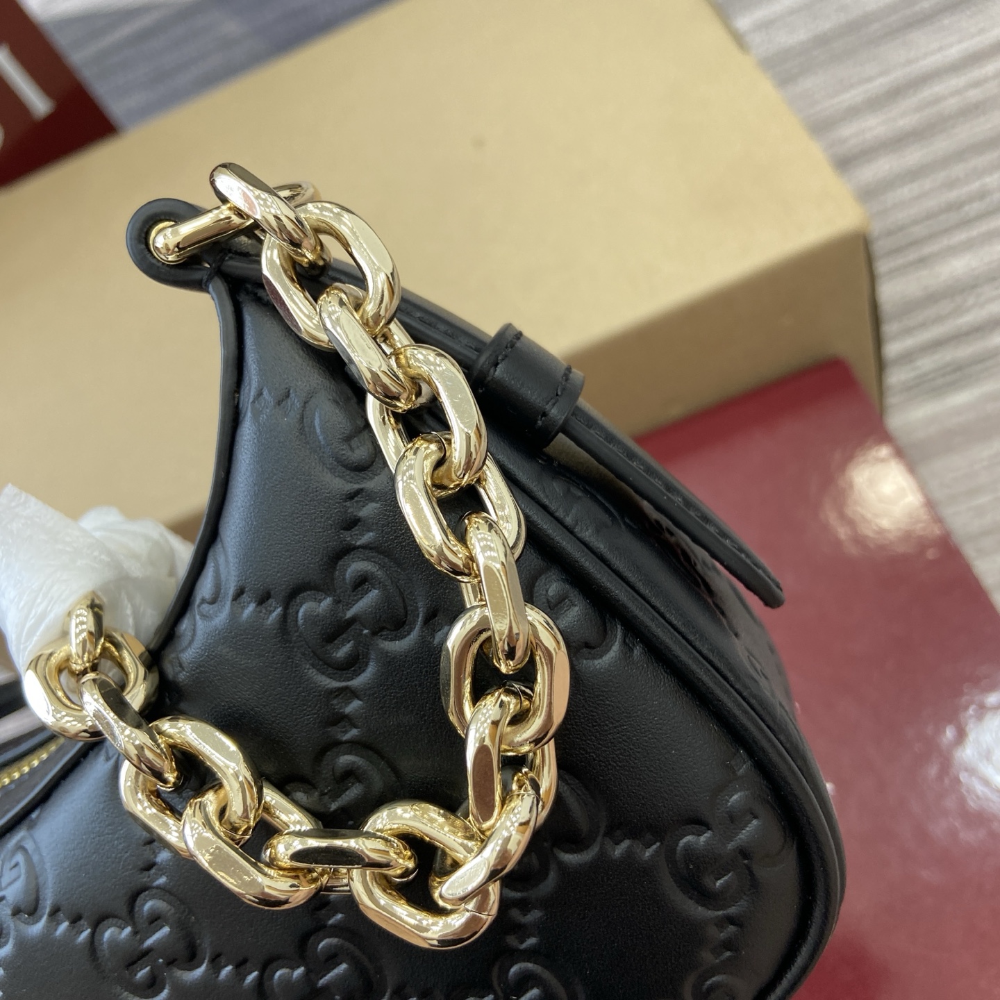 Gucci Emblem Black Embossed Leather Small Shoulder Bag with Chain Strap 8 i1757309061662 9791 0 9
