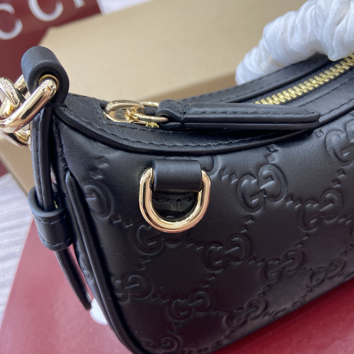 Gucci Emblem Black Embossed Leather Small Shoulder Bag with Chain Strap 7 i1757309061692 295 0 7
