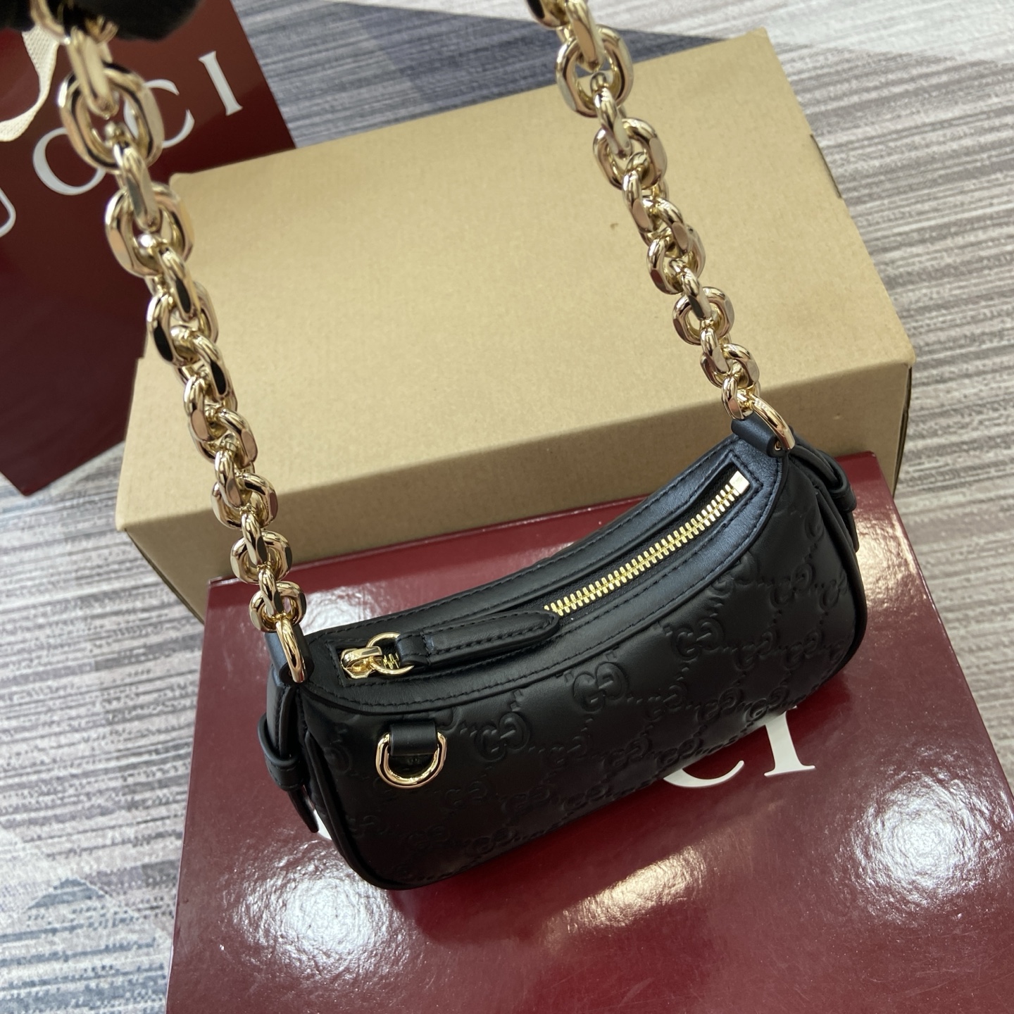 Gucci Emblem Black Embossed Leather Small Shoulder Bag with Chain Strap 6 i1757309065128 6345 0 4