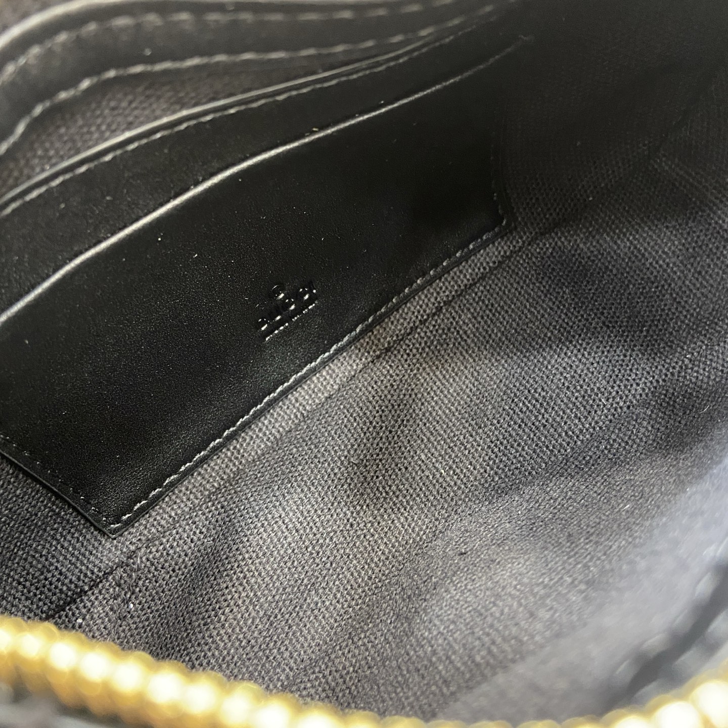 Gucci Emblem Black Embossed Leather Small Shoulder Bag with Chain Strap 10 i1757309067360 813 0 11