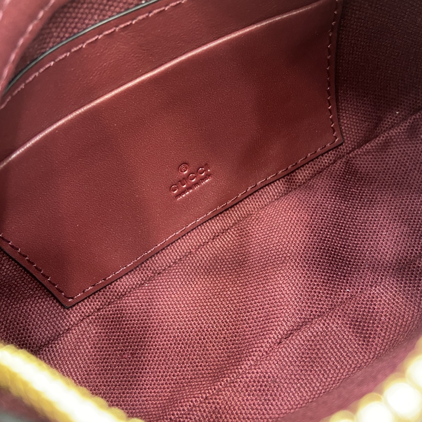 Gucci Emblem Small Shoulder Bag in Ankara Red Embossed Leather with Chain Strap 10 i1757309073367 4128 0 9
