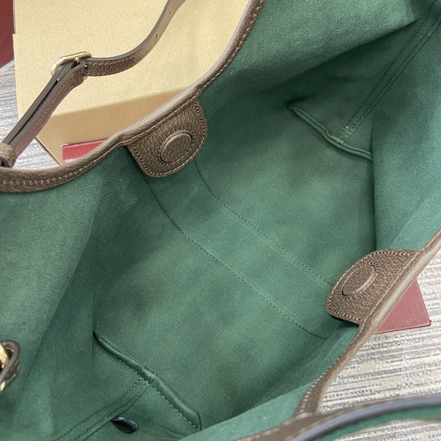 Gucci Giglio Small Tote Bag GG Canvas with Removable Pouch - Brown/Beige 10 i1757309149934 6086 0 8