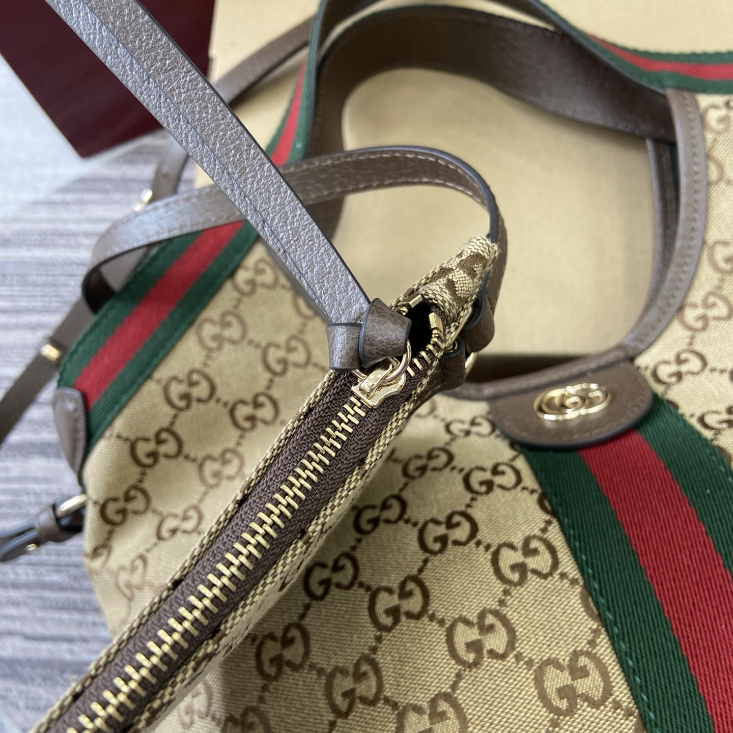 Gucci Giglio Small Canvas Tote Bag with Web Trim, Brown/Beige, 25x20x15cm 11 i1757578847262 4199 0 9