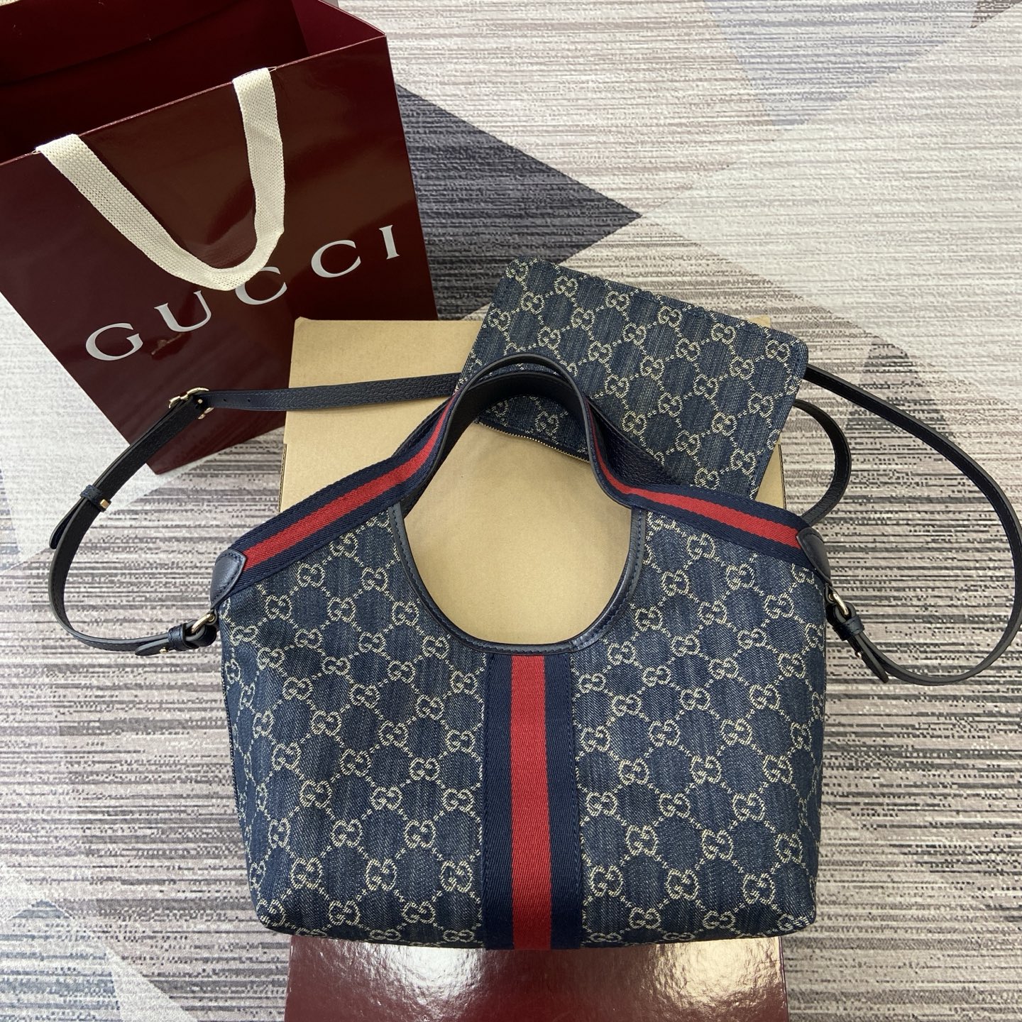 Gucci Giglio Small Tote Bag, Blue Denim Canvas with Web Stripe, 25 x 20 x 15 cm 4 i1757578856379 8634 0 1