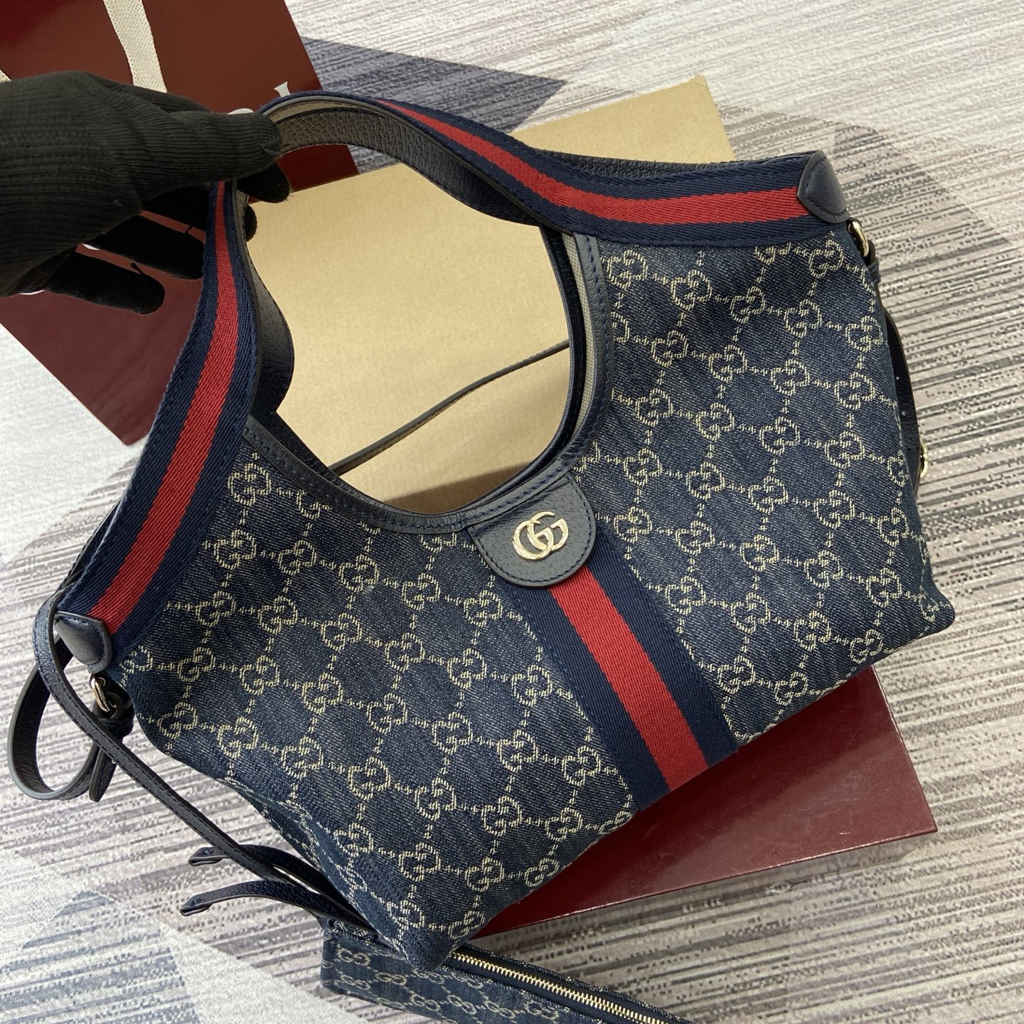 Gucci Giglio Small Tote Bag, Blue Denim Canvas with Web Stripe, 25 x 20 x 15 cm 2 i1757578856392 3092 0 5