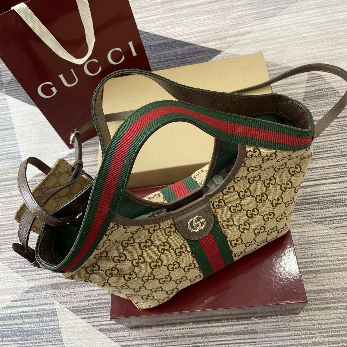Gucci Giglio Small Canvas Tote Bag with Web Trim, Brown/Beige, 25x20x15cm 6 i1757578867026 102 0 4