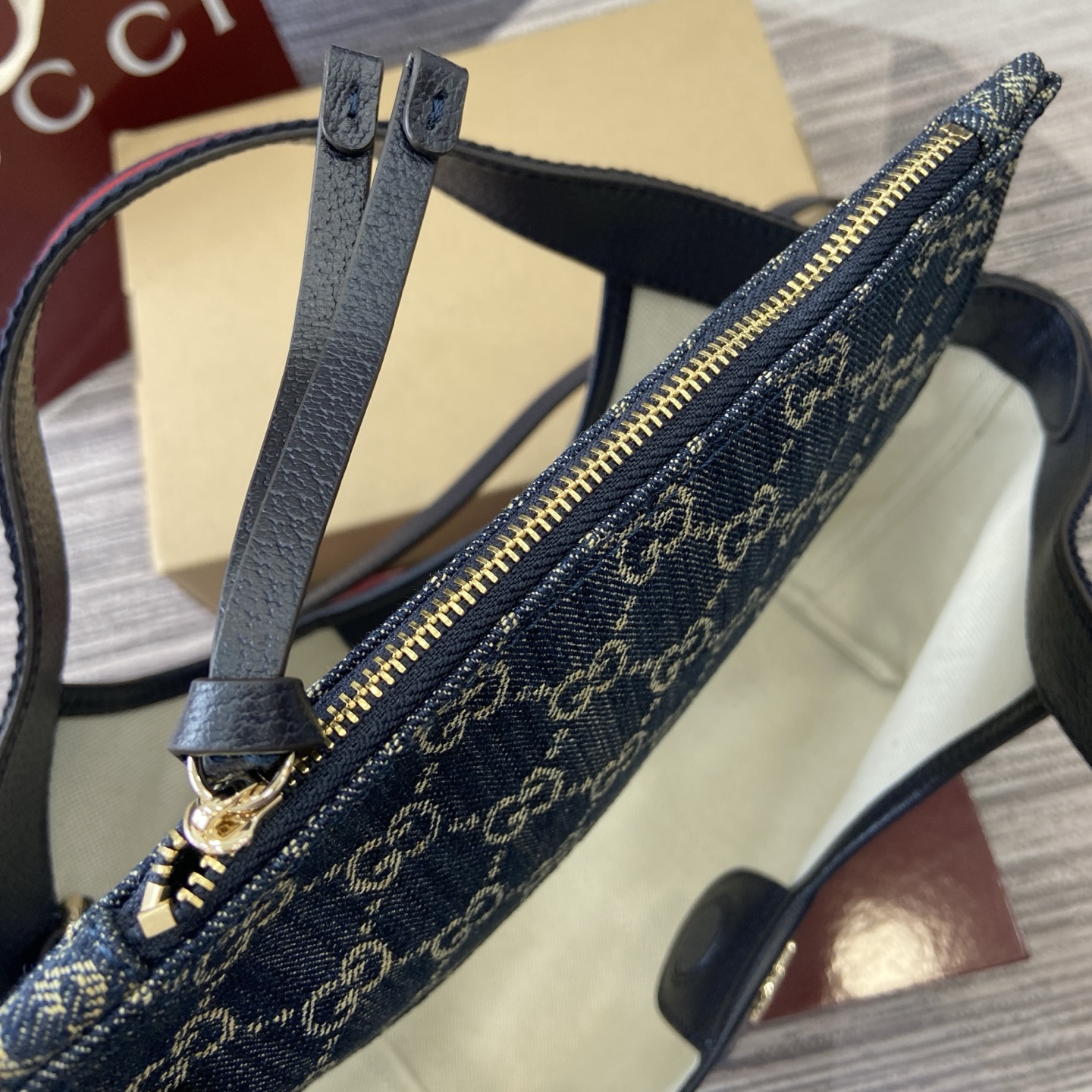 Gucci Giglio Small Tote Bag, Blue Denim Canvas with Web Stripe, 25 x 20 x 15 cm 11 i1757578870801 356 0 9