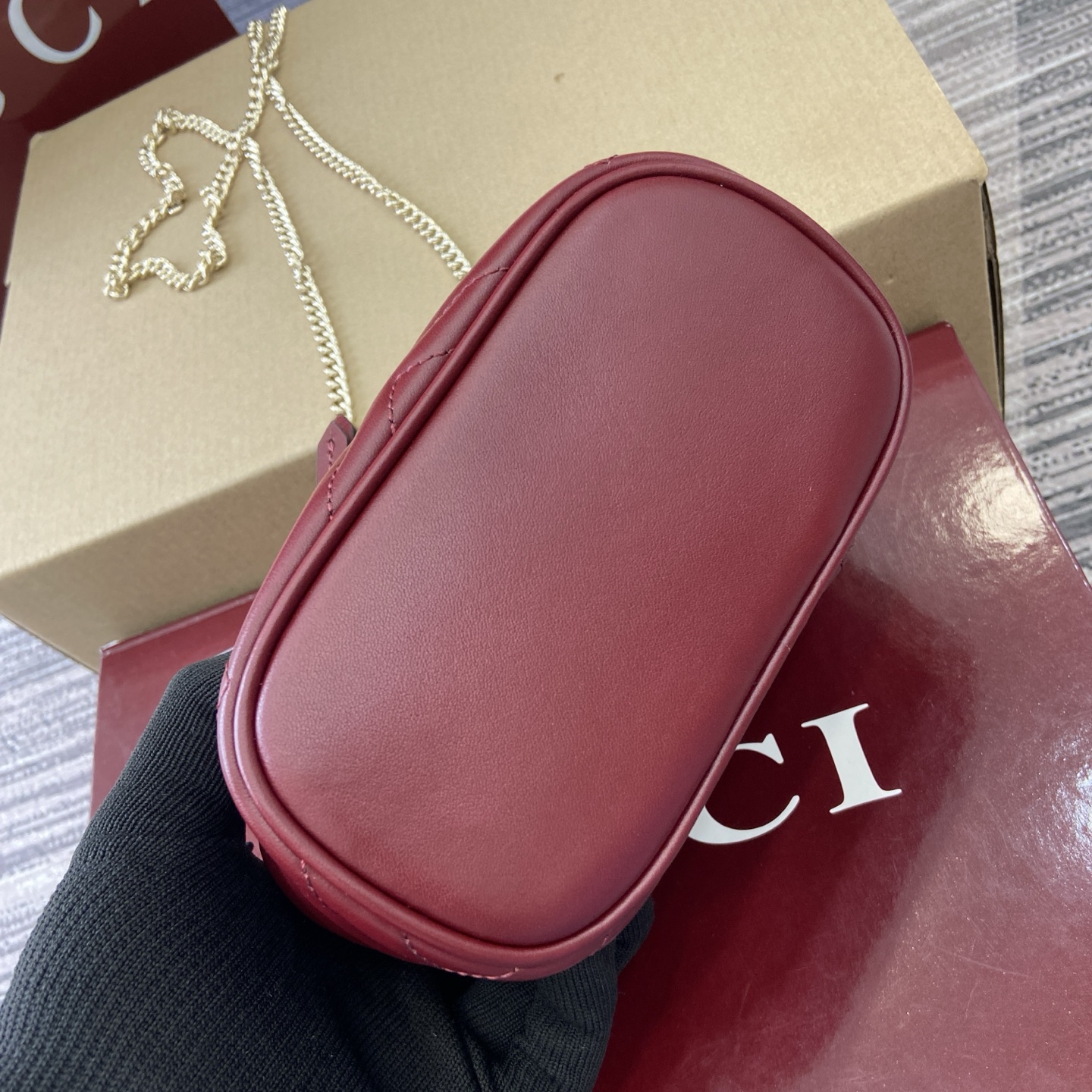 Gucci Marmont Chain Top Handle Bag Quilted Leather Red 15 cm 8 i1757578916658 1030 0 6