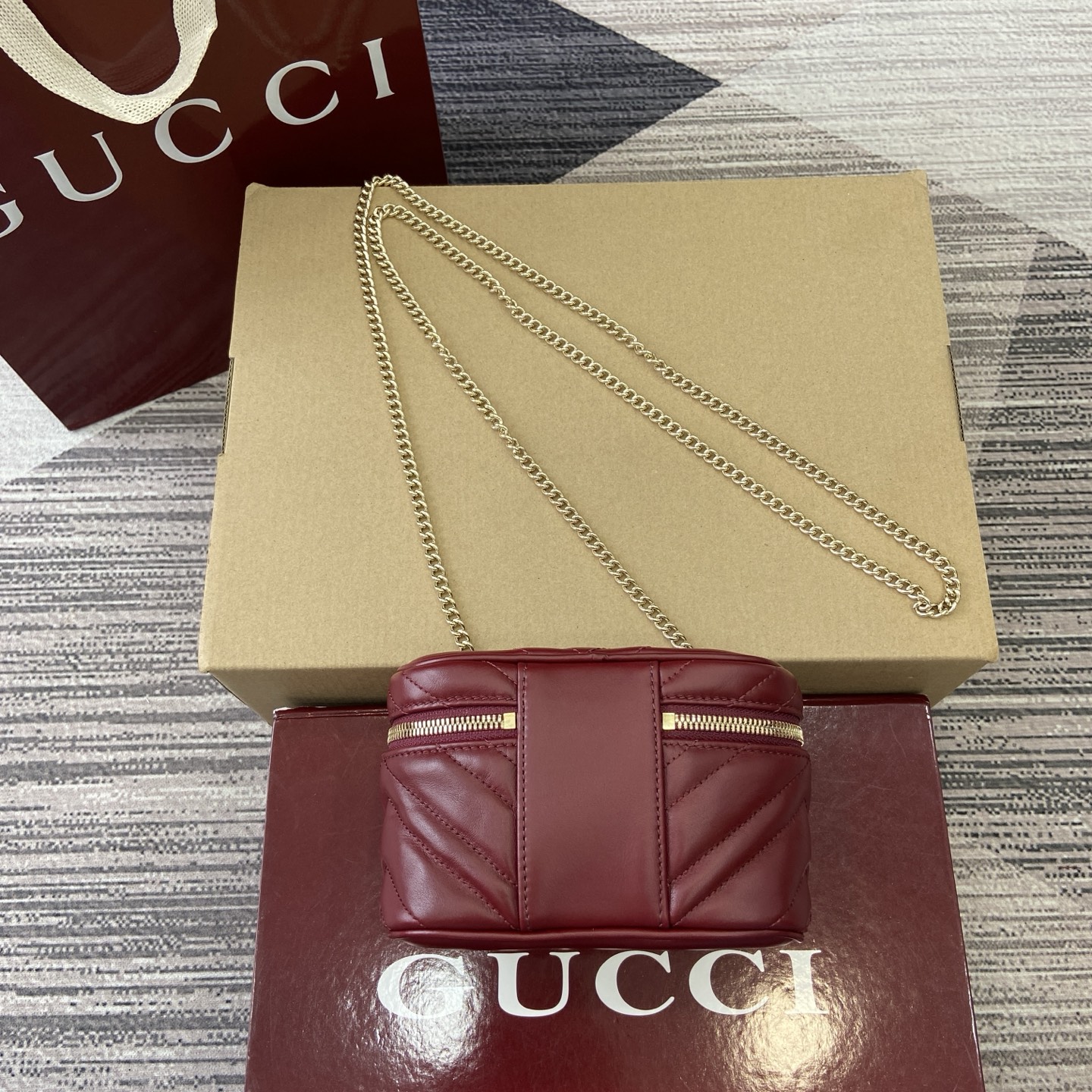 Gucci Marmont Chain Top Handle Bag Quilted Leather Red 15 cm 3 i1757578919728 3853 0 1