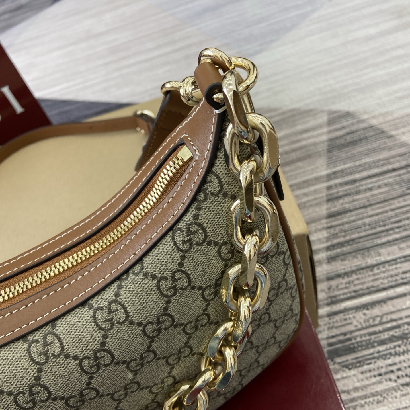 Gucci Emblem Shoulder Bag Beige and Brown GG Coated Canvas with Chain Strap 7 i1757579019491 6477 0 5