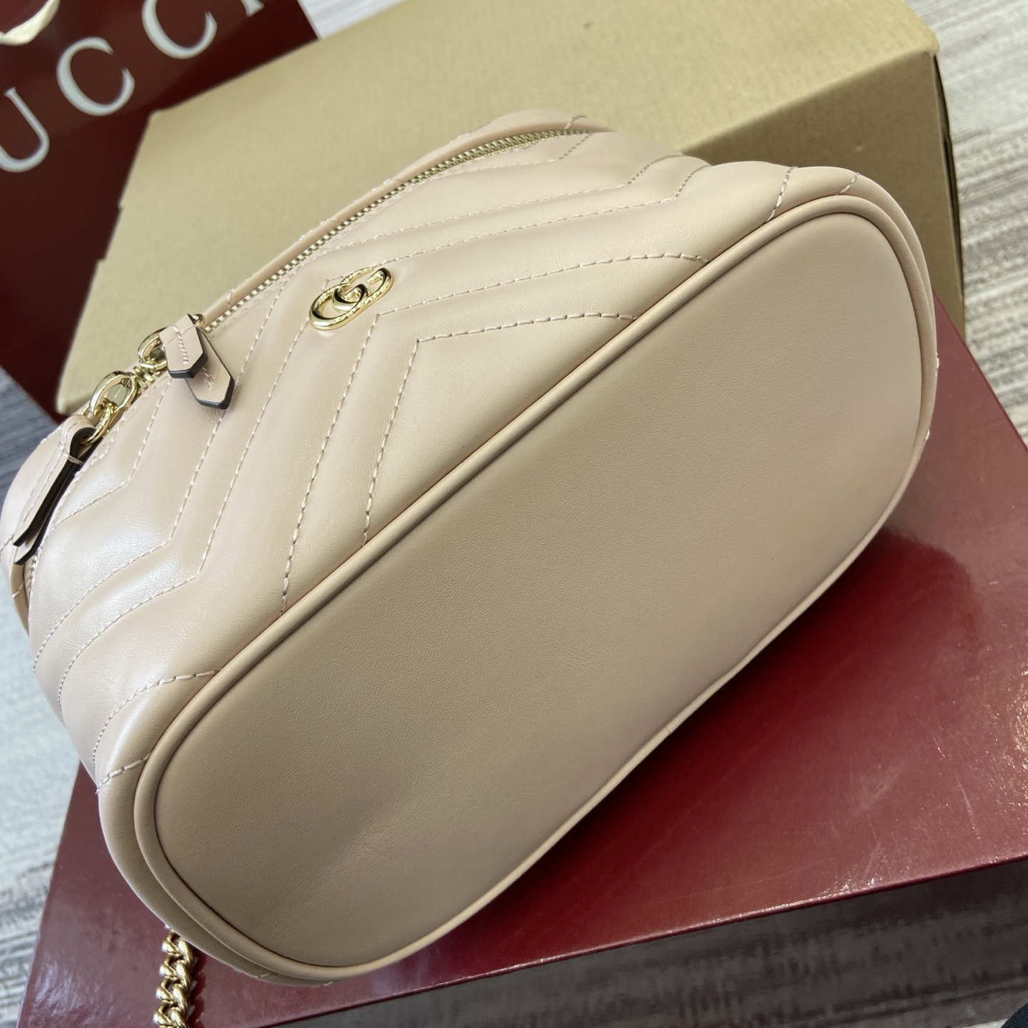 Gucci Marmont Chain Cosmetic Bag Light Pink Leather, 19 cm 11 i1757655718048 4448 0 8