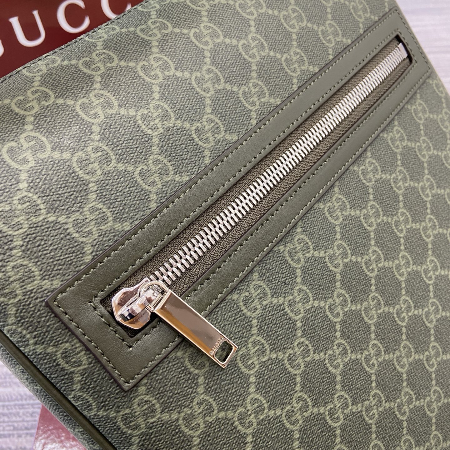 Gucci Supreme Canvas Crossbody Bag - Style & Functionality Combined 4 i1757655738300 613 0 3
