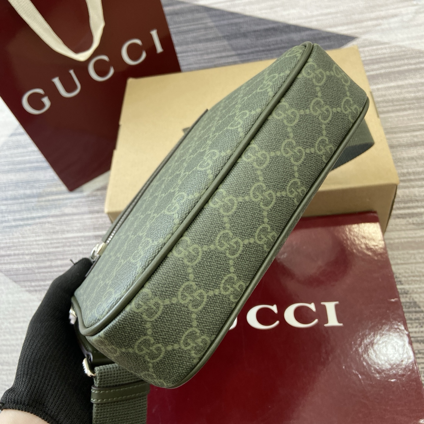 Gucci Supreme Canvas Green Crossbody Bag with Leather Trim and Web Stripe 9 i1757920120207 5789 0 8