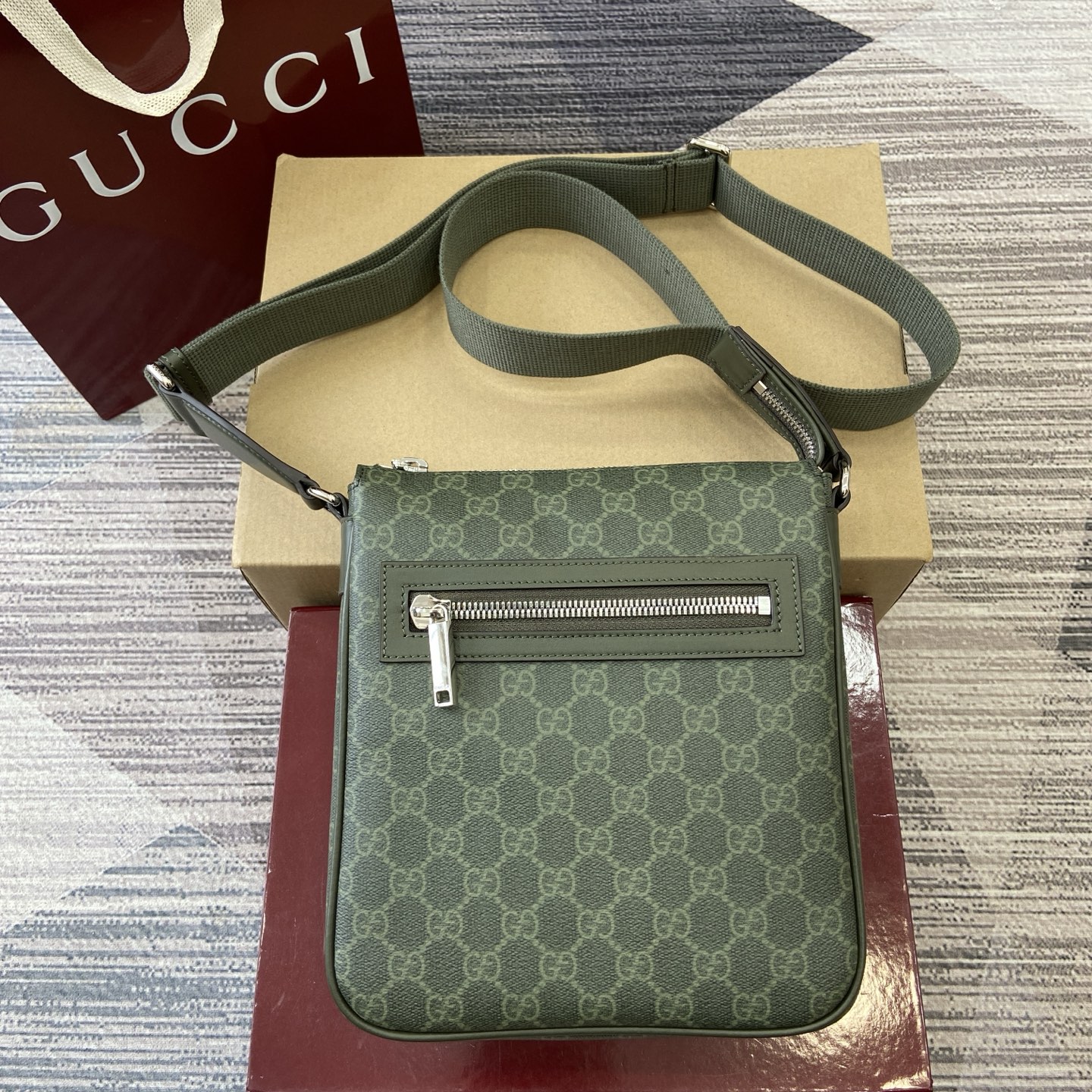 Gucci Supreme Canvas Green Crossbody Bag with Leather Trim and Web Stripe 2 i1757920120237 6367 0 0