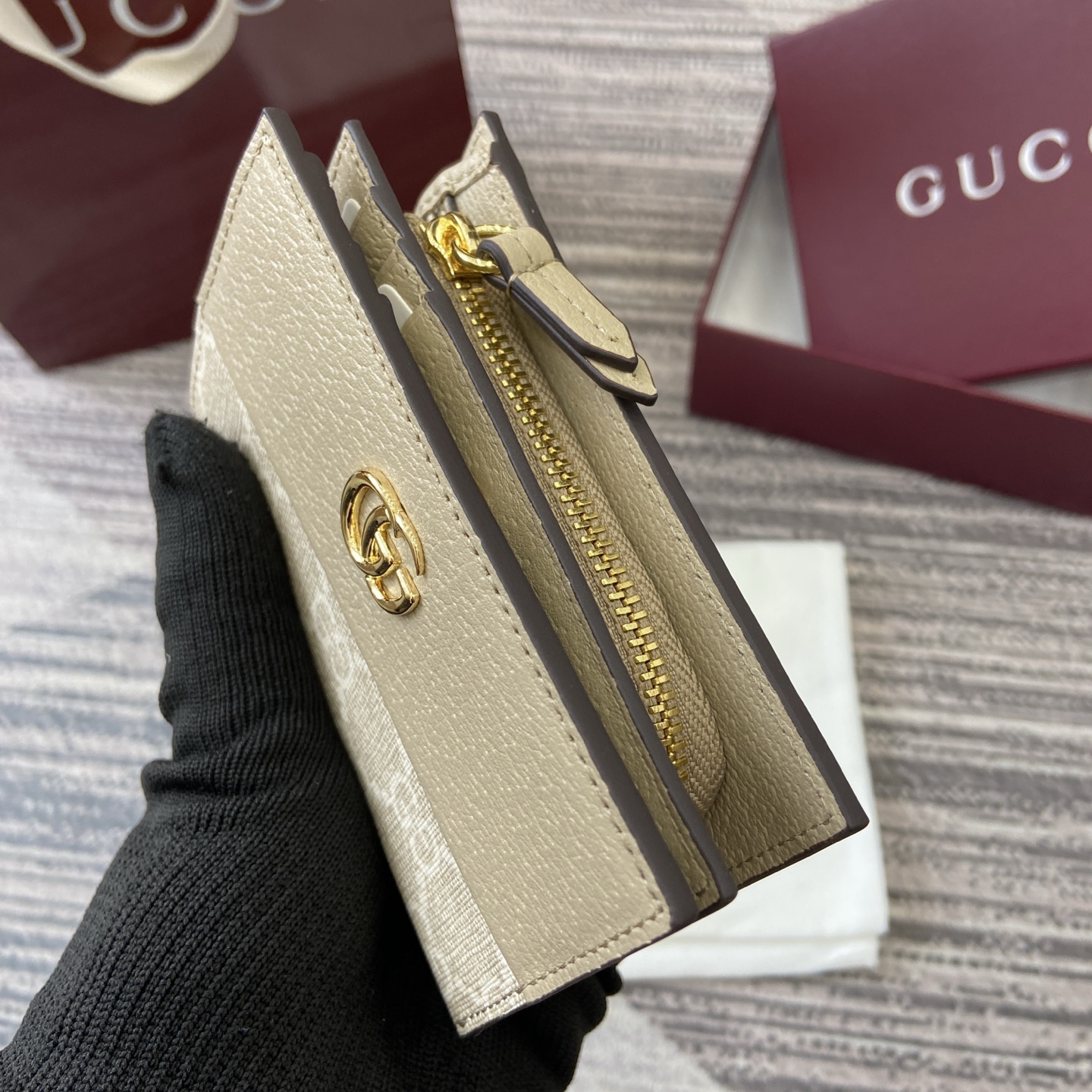 Gucci Marmont Beige and Oatmeal Supreme Canvas Card Case Wallet 7 i1757920140496 4467 0 5