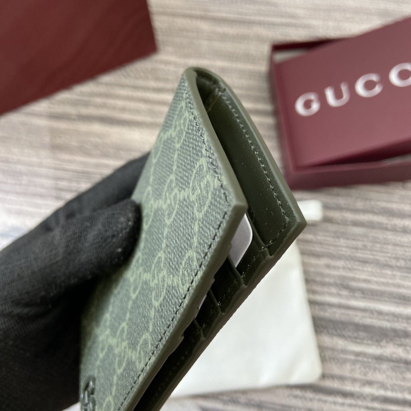 Gucci Forest Green GG Supreme Coated Fabric Card Holder Wallet 6 i1758362973915 2168 0 4