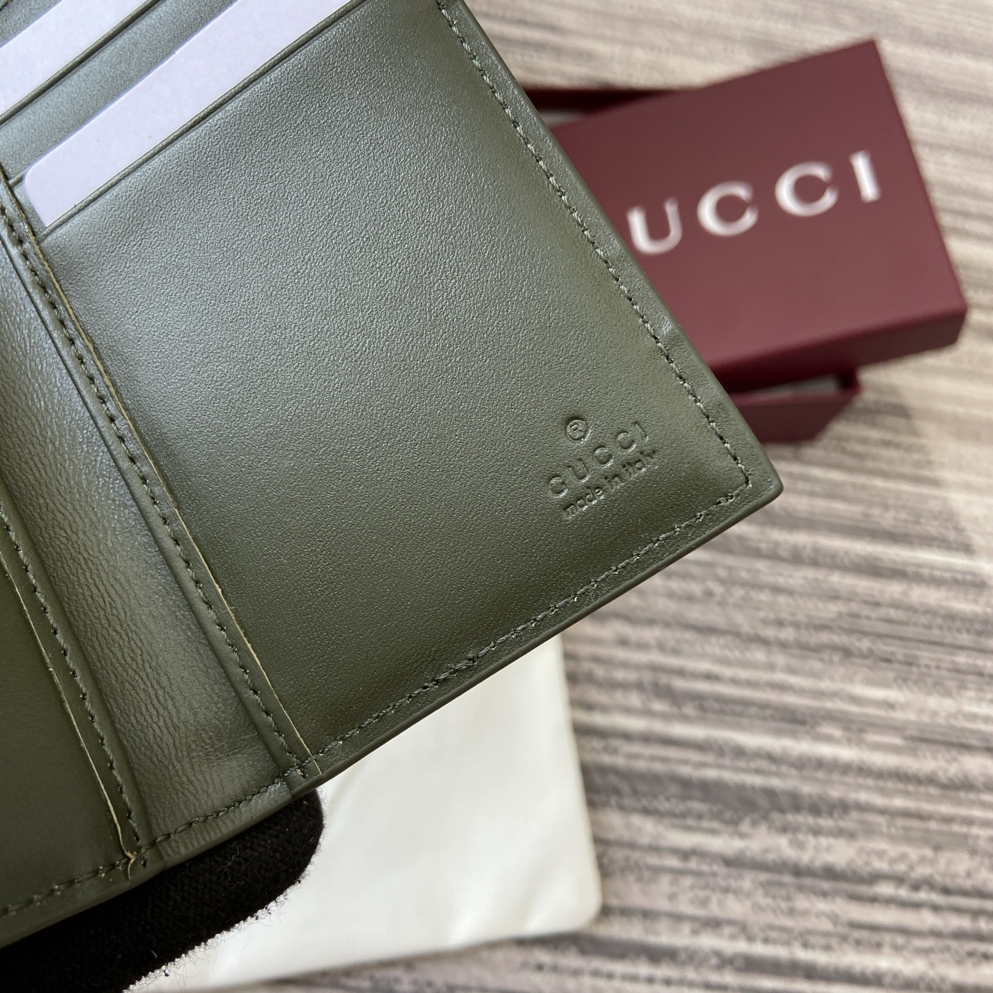 Gucci Forest Green GG Supreme Coated Fabric Card Holder Wallet 9 i1758362975211 3068 0 7