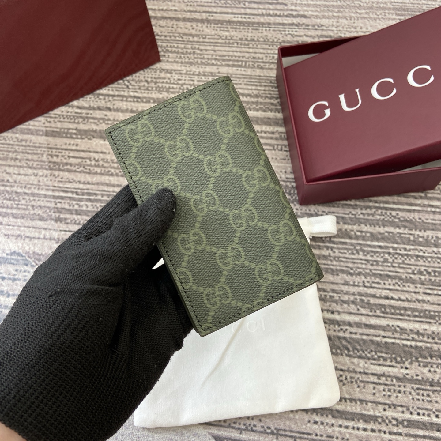 Gucci Forest Green GG Supreme Coated Fabric Card Holder Wallet 3 i1758362976911 9957 0 1