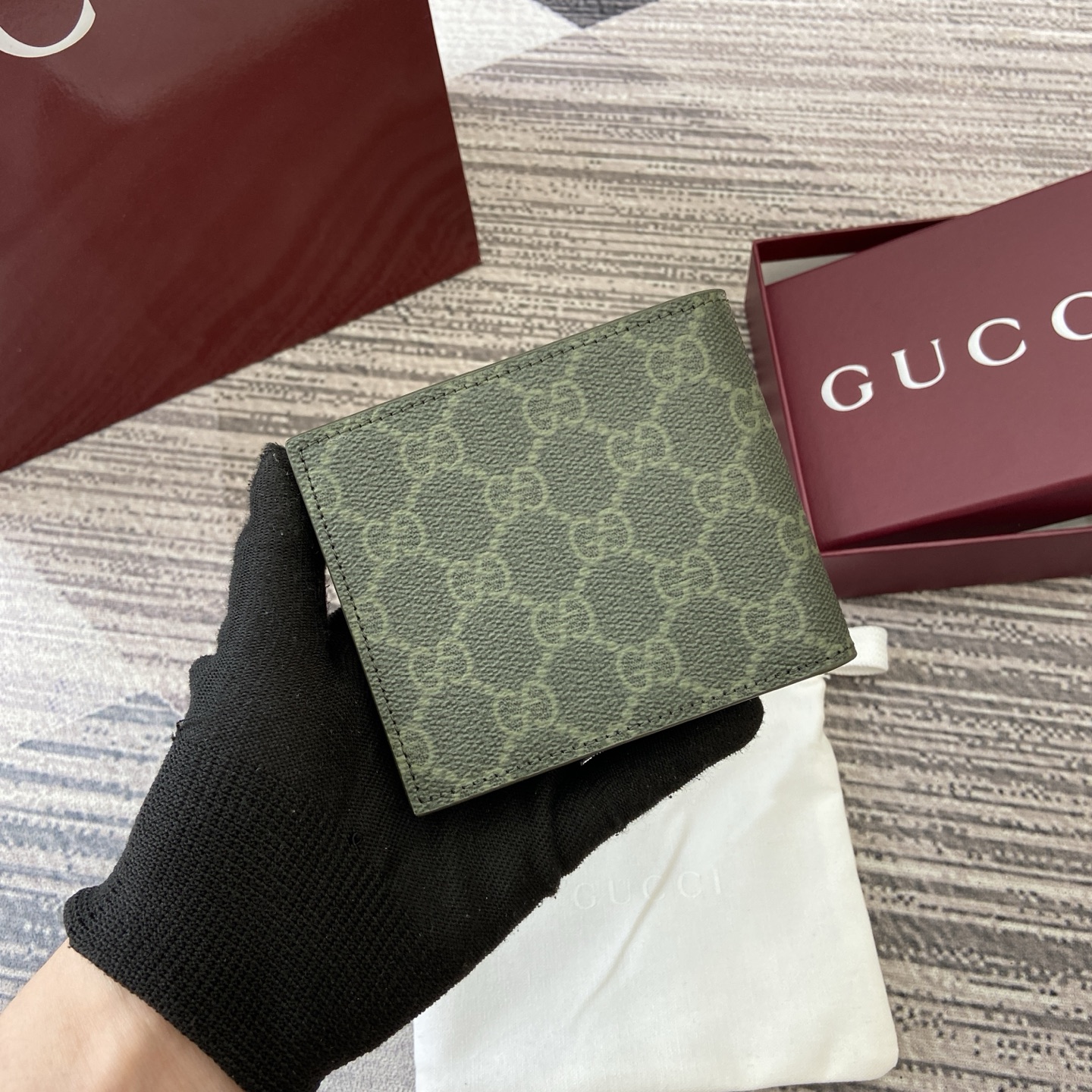 Gucci Forest Green GG Motif Bifold Wallet - 768243 2 i1758362984821 8636 0 1