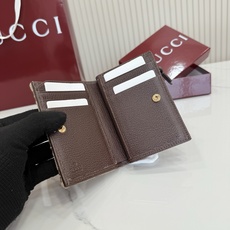 【配全套包装】‼️Generation Gucci系列深入探索品牌的典藏元素和视觉密码,将不同世代的设计 【配全套包装】‼️Generation Gucci系列深入探索品牌的典藏元素和视觉密码,将不同世代的设计