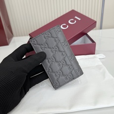 【配全套包装】‼️GG Emblem系列以饰GG印花压纹图案光面皮革焕新演绎品牌历久弥新的优雅风范和精湛 【配全套包装】‼️GG Emblem系列以饰GG印花压纹图案光面皮革焕新演绎品牌历久弥新的优雅风范和精湛