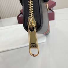 【配全套包装】‼️2026春夏系列全新上市。全新小皮具系列设计致敬马衔扣元素,将品牌标志性五金细节与织带 【配全套包装】‼️2026春夏系列全新上市。全新小皮具系列设计致敬马衔扣元素,将品牌标志性五金细节与织带