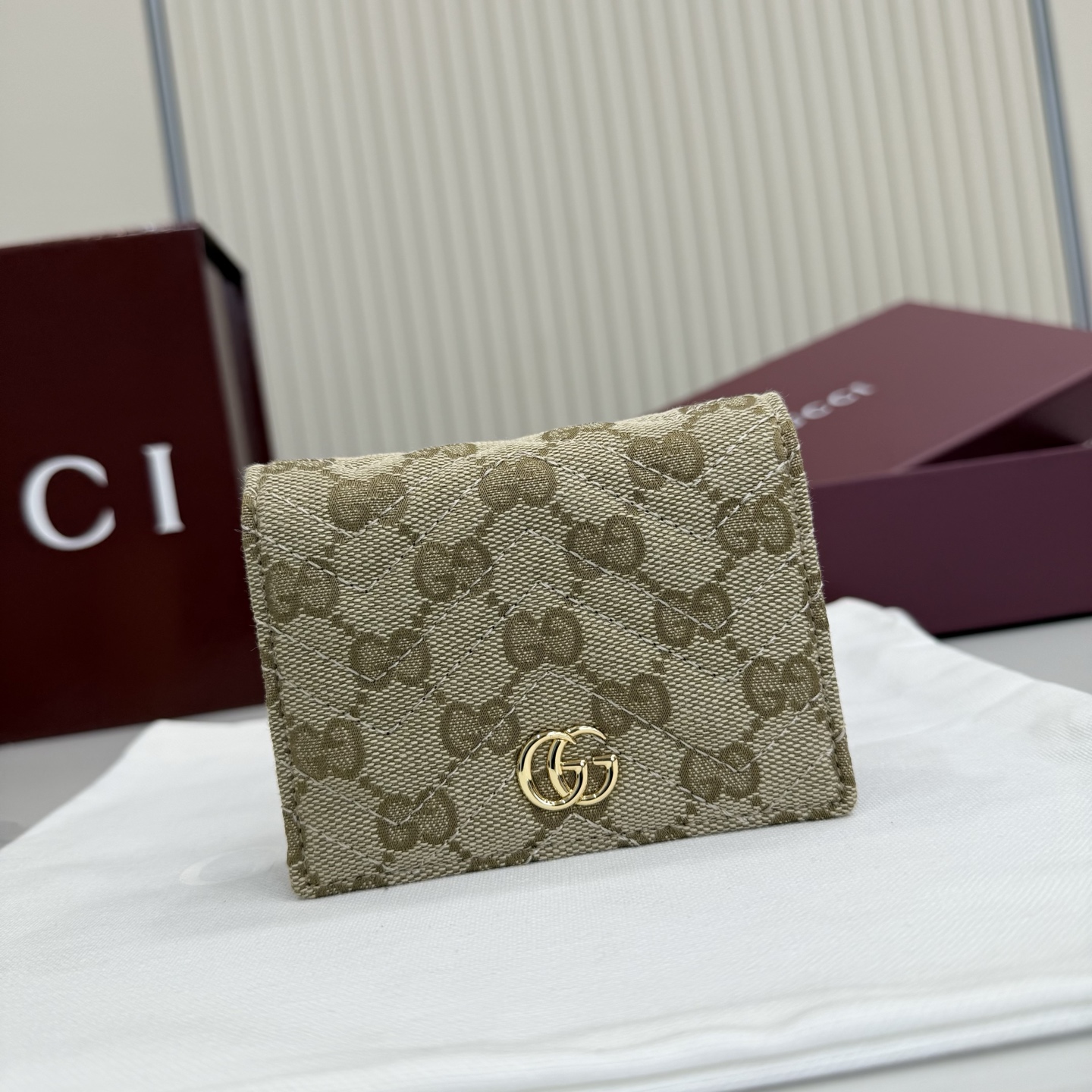 【配全套包装】‼️Generation Gucci系列深入探索品牌的典藏元素和视觉密码，将不同世代的设计