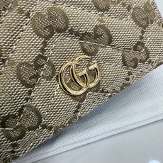 【配全套包装】‼️Generation Gucci系列深入探索品牌的典藏元素和视觉密码,将不同世代的设计 【配全套包装】‼️Generation Gucci系列深入探索品牌的典藏元素和视觉密码,将不同世代的设计