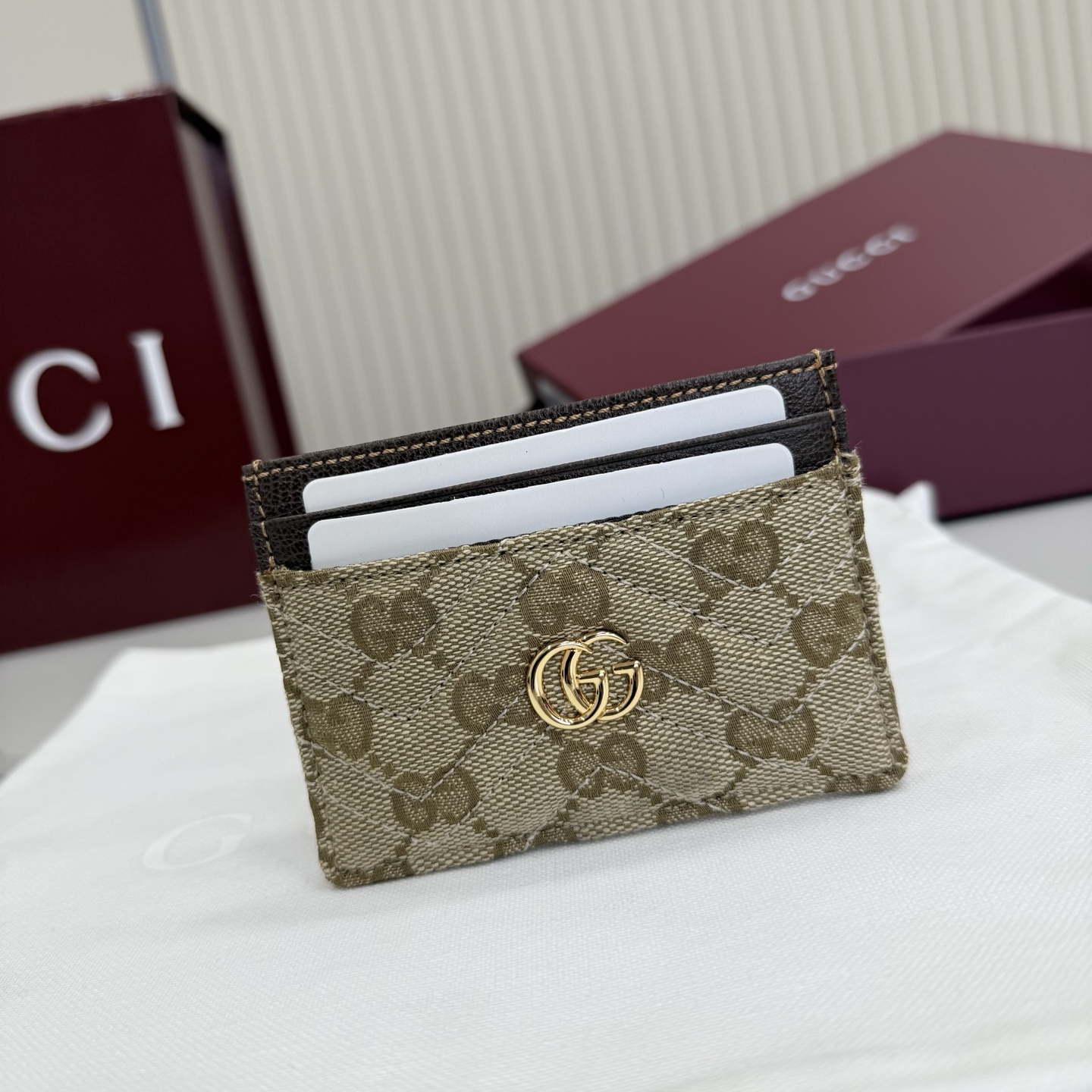 【配全套包装】‼️Generation Gucci系列深入探索品牌的典藏元素和视觉密码，将不同世代的设计