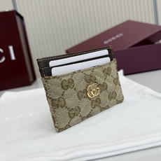 【配全套包装】‼️Generation Gucci系列深入探索品牌的典藏元素和视觉密码,将不同世代的设计 【配全套包装】‼️Generation Gucci系列深入探索品牌的典藏元素和视觉密码,将不同世代的设计