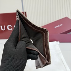 【配全套包装】‼️2026春夏系列全新上市。全新小皮具设计甄选轻盈挺括的GG帆布打造,以复古风格沙色配色 【配全套包装】‼️2026春夏系列全新上市。全新小皮具设计甄选轻盈挺括的GG帆布打造,以复古风格沙色配色