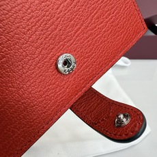 【配全套包装】‼️Generation Gucci系列深入探索品牌的档案代码,将不同世代的设计融合成一个 【配全套包装】‼️Generation Gucci系列深入探索品牌的档案代码,将不同世代的设计融合成一个