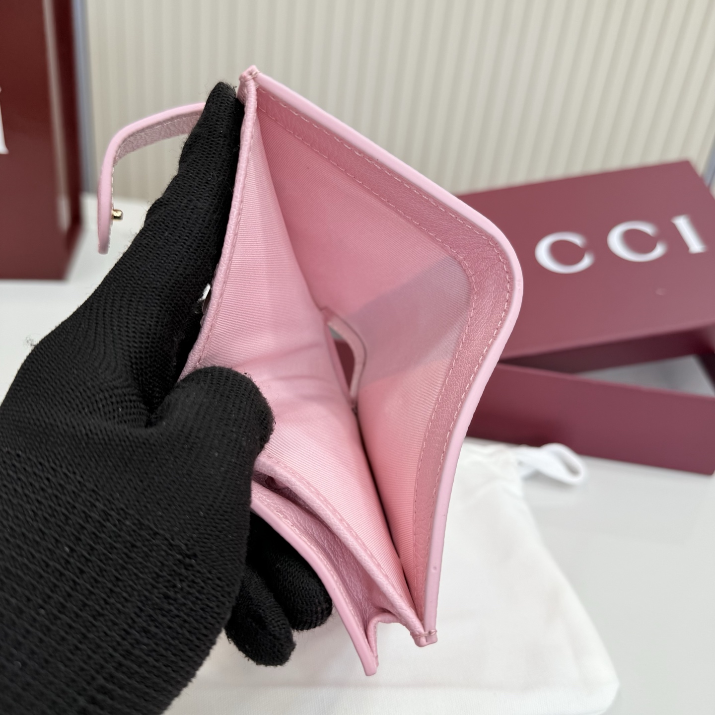 【配全套包装】‼️Generation Gucci系列深入探索品牌的档案代码,将不同世代的设计融合成一个 【配全套包装】‼️Generation Gucci系列深入探索品牌的档案代码,将不同世代的设计融合成一个