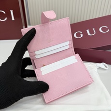【配全套包装】‼️Generation Gucci系列深入探索品牌的档案代码,将不同世代的设计融合成一个 【配全套包装】‼️Generation Gucci系列深入探索品牌的档案代码,将不同世代的设计融合成一个