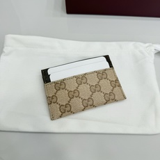 【配全套包装】‼️Generation Gucci深入探索品牌档案代码,将不同世代的设计融合成一种美学叙 【配全套包装】‼️Generation Gucci深入探索品牌档案代码,将不同世代的设计融合成一种美学叙