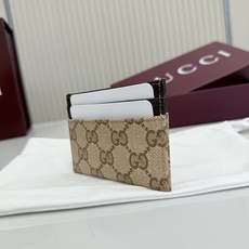 【配全套包装】‼️Generation Gucci深入探索品牌档案代码,将不同世代的设计融合成一种美学叙 【配全套包装】‼️Generation Gucci深入探索品牌档案代码,将不同世代的设计融合成一种美学叙