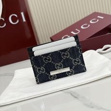 【配全套包装】‼️Generation Gucci古驰世代系列深入探索品牌的典藏元素,将不同世代的设计融 【配全套包装】‼️Generation Gucci古驰世代系列深入探索品牌的典藏元素,将不同世代的设计融