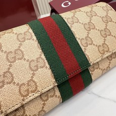 【配全套包装】‼️Generation Gucci古驰世代系列深入探索品牌的典藏元素,将不同世代的设计融 【配全套包装】‼️Generation Gucci古驰世代系列深入探索品牌的典藏元素,将不同世代的设计融