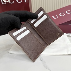 【配全套包装】‼️Generation Gucci系列深入探索品牌典藏元素,将不同世代的设计融合成一种美 【配全套包装】‼️Generation Gucci系列深入探索品牌典藏元素,将不同世代的设计融合成一种美