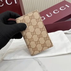 【配全套包装】‼️Generation Gucci系列深入探索品牌典藏元素,将不同世代的设计融合成一种美 【配全套包装】‼️Generation Gucci系列深入探索品牌典藏元素,将不同世代的设计融合成一种美