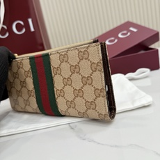 【配全套包装】‼️Generation Gucci古驰世代系列深入探索品牌的典藏元素,将不同世代的设计融 【配全套包装】‼️Generation Gucci古驰世代系列深入探索品牌的典藏元素,将不同世代的设计融