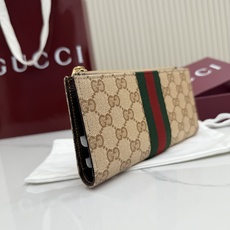 【配全套包装】‼️Generation Gucci古驰世代系列深入探索品牌的典藏元素,将不同世代的设计融 【配全套包装】‼️Generation Gucci古驰世代系列深入探索品牌的典藏元素,将不同世代的设计融