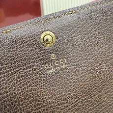 【配全套包装】‼️Generation Gucci古驰世代系列深入探索品牌的典藏元素,将不同世代的设计融 【配全套包装】‼️Generation Gucci古驰世代系列深入探索品牌的典藏元素,将不同世代的设计融
