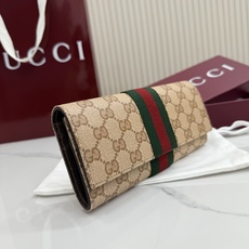 【配全套包装】‼️Generation Gucci古驰世代系列深入探索品牌的典藏元素,将不同世代的设计融 【配全套包装】‼️Generation Gucci古驰世代系列深入探索品牌的典藏元素,将不同世代的设计融