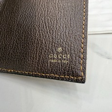 【配全套包装】‼️Generation Gucci 深入探索品牌典藏元素,将不同世代的设计融合于一体,谱 【配全套包装】‼️Generation Gucci 深入探索品牌典藏元素,将不同世代的设计融合于一体,谱