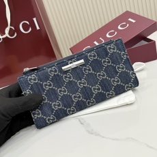 【配全套包装】‼️Generation Gucci古驰世代系列深入探索品牌的典藏元素,将不同世代的设计融 【配全套包装】‼️Generation Gucci古驰世代系列深入探索品牌的典藏元素,将不同世代的设计融