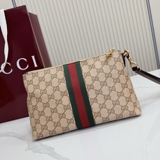 【配全套包装】‼️Generation Gucci古驰世代系列深入探索品牌的典藏元素,将不同世代的设计融 【配全套包装】‼️Generation Gucci古驰世代系列深入探索品牌的典藏元素,将不同世代的设计融