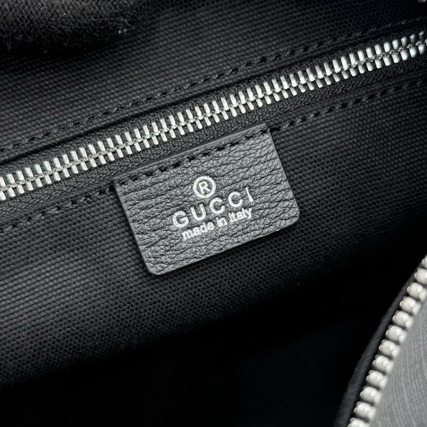 【配全套包装】‼️Generation Gucci深入探索品牌的档案代码，将不同世代的设计融合成一个美学